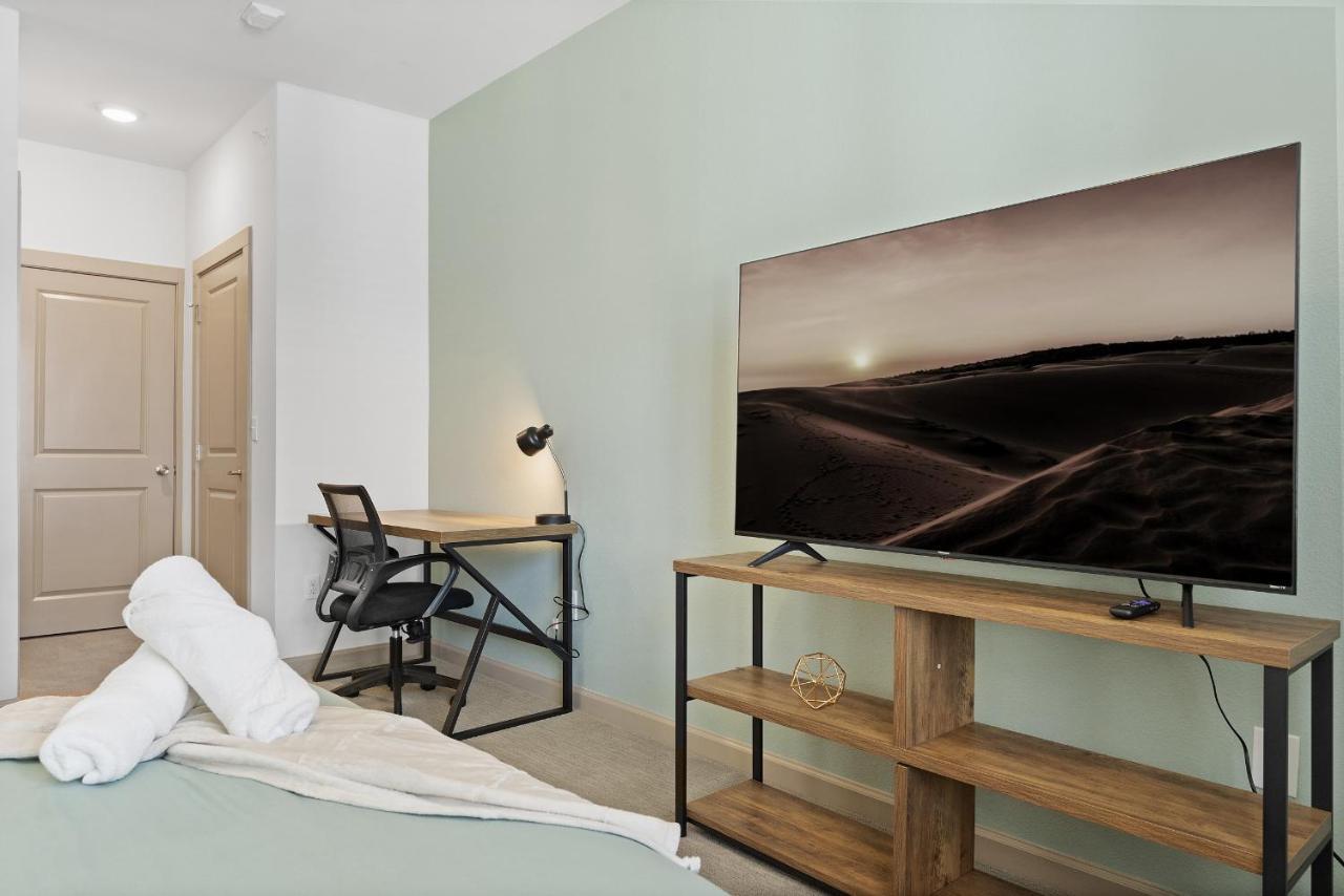 Luxe 3B/2B Getaway - Pool, Gym, Parking, Pet Wash Apartment Leander Ngoại thất bức ảnh